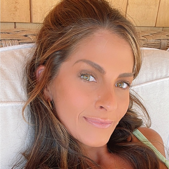 Meet your Posher, Molly - Picture 2 of 3